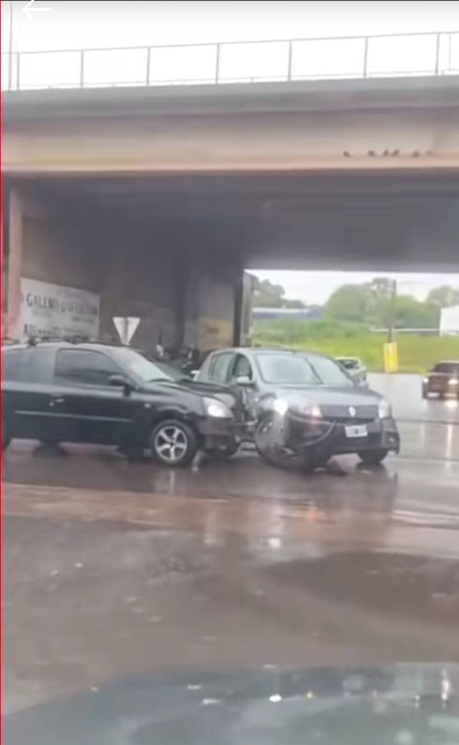 Siniestro vial en el acceso a Garupá