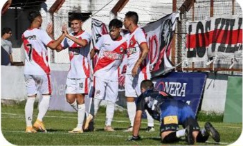 Guaraní se quedó con el clásico, selló un 3-1